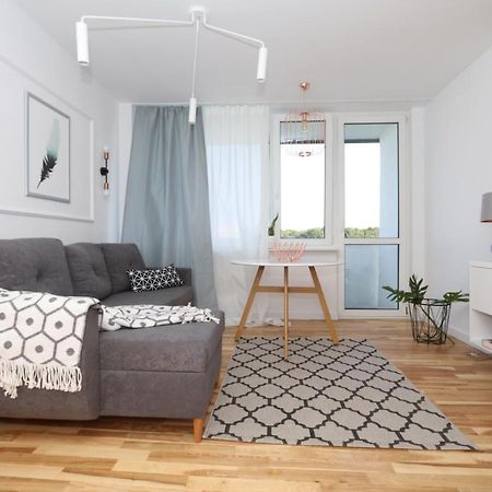 Romaszewskiego Zoliborz Bedroom Pokoj Metro Warszawa Eksteriør billede