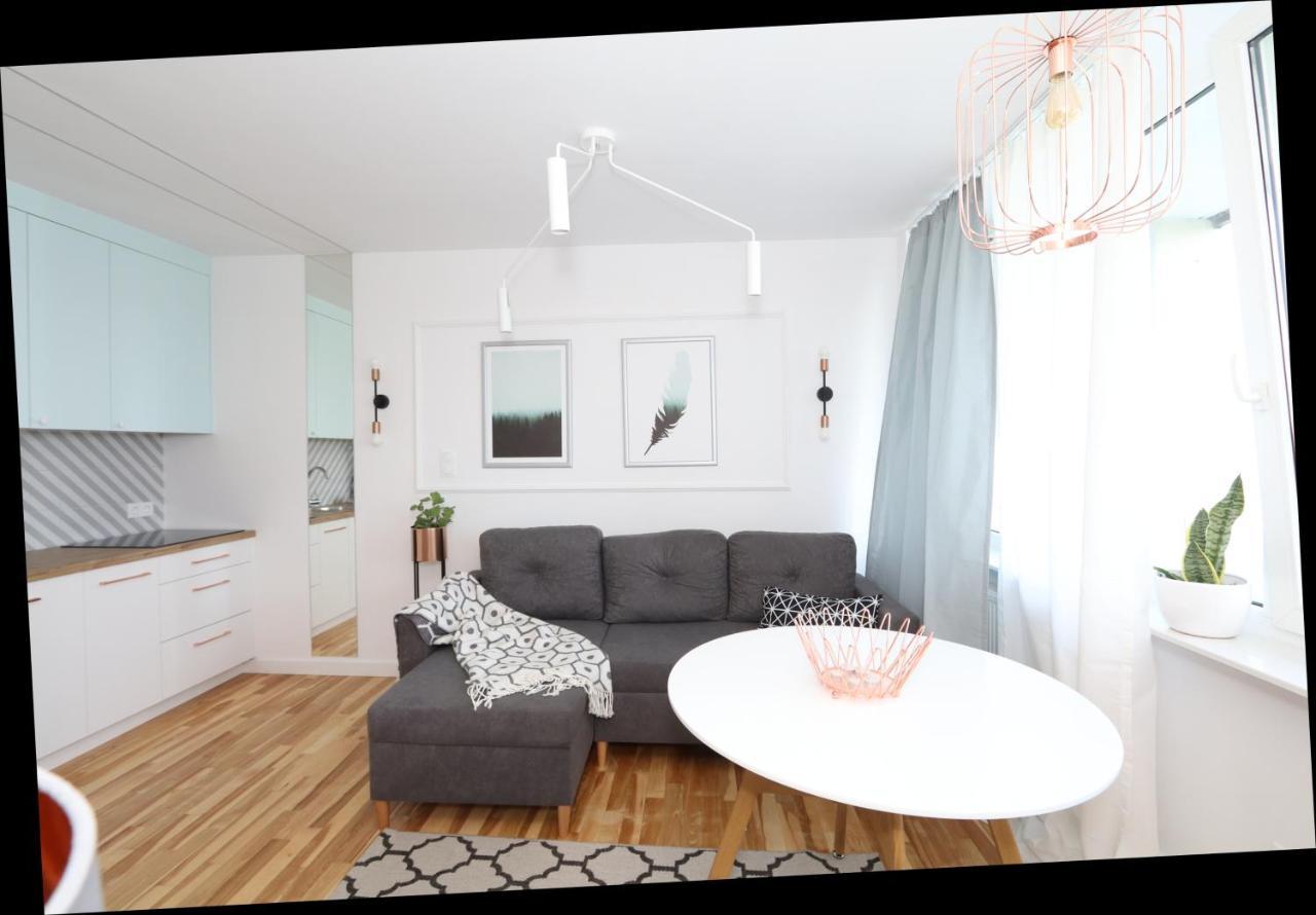 Romaszewskiego Zoliborz Bedroom Pokoj Metro Warszawa Eksteriør billede
