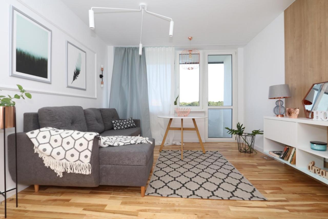 Romaszewskiego Zoliborz Bedroom Pokoj Metro Warszawa Eksteriør billede