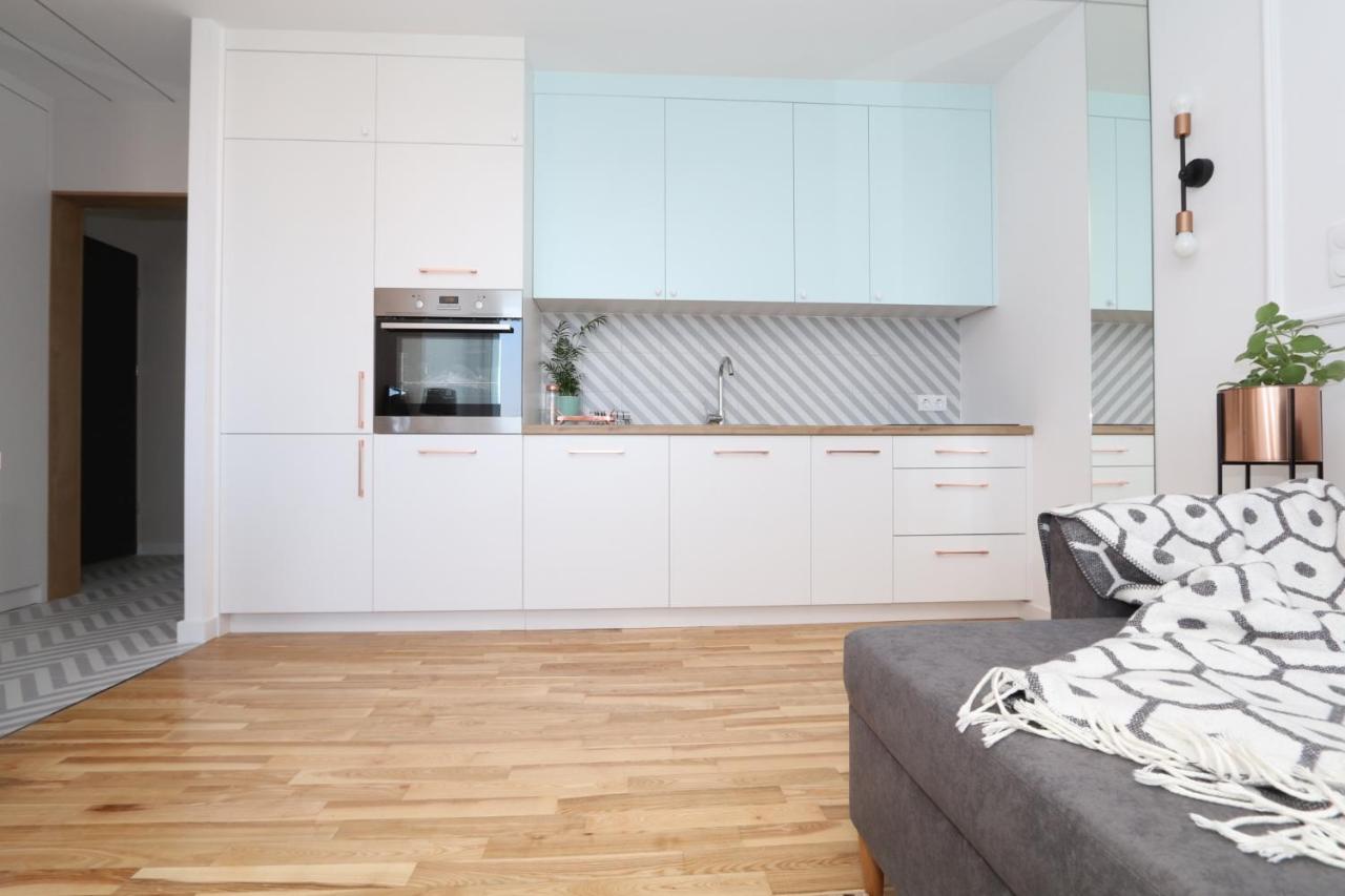 Romaszewskiego Zoliborz Bedroom Pokoj Metro Warszawa Eksteriør billede