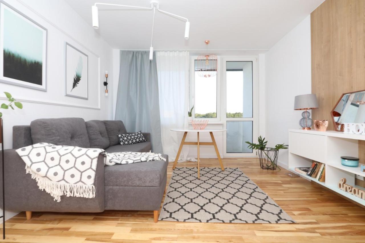Romaszewskiego Zoliborz Bedroom Pokoj Metro Warszawa Eksteriør billede