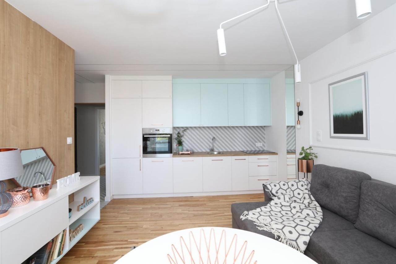 Romaszewskiego Zoliborz Bedroom Pokoj Metro Warszawa Eksteriør billede