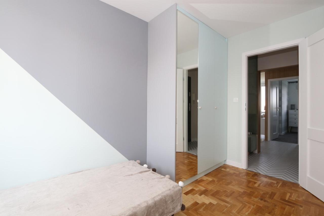 Romaszewskiego Zoliborz Bedroom Pokoj Metro Warszawa Eksteriør billede